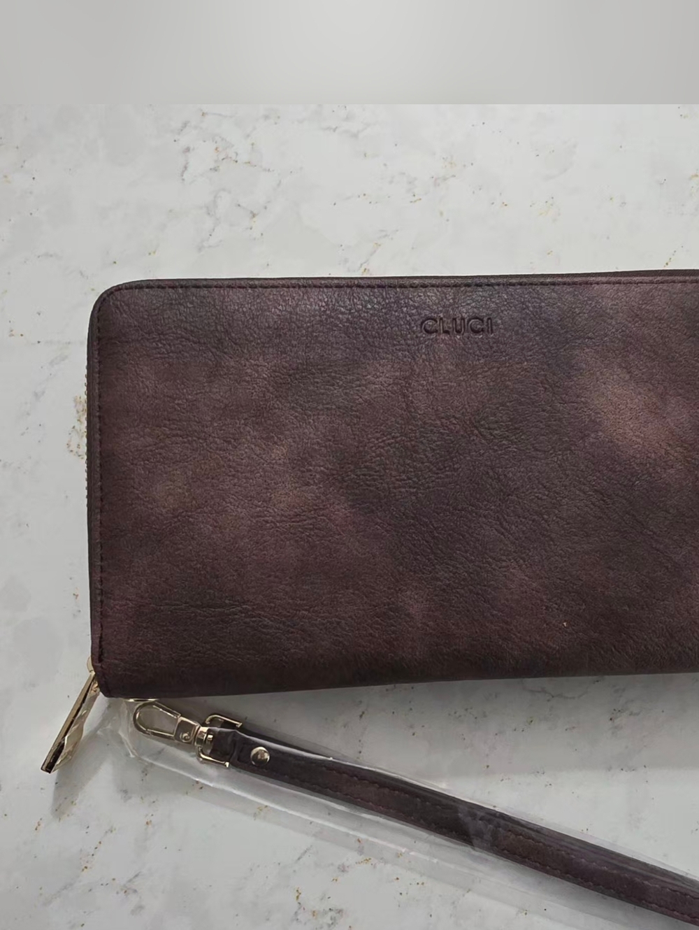 NEW Cluci Dark Brown Faux Leather Zip Around Wristlet Wallet - RFID